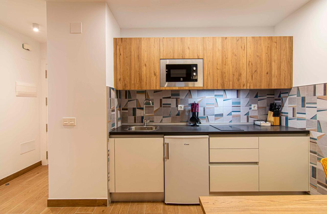 Apartamentos 1 Abril Málaga Eksteriør billede