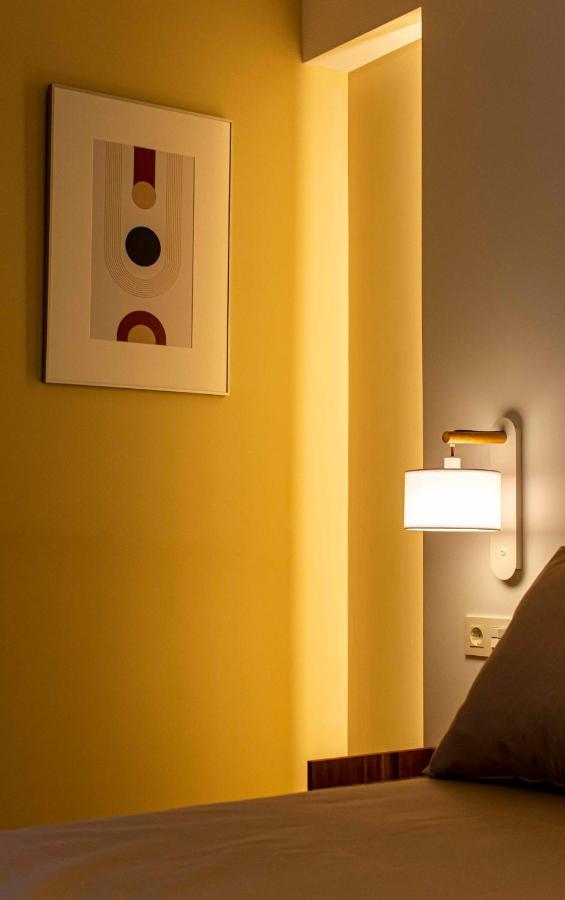 Apartamentos 1 Abril Málaga Eksteriør billede