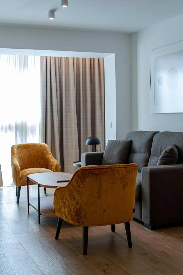 Apartamentos 1 Abril Málaga Eksteriør billede